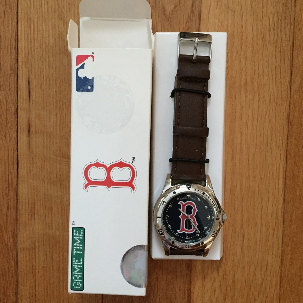 New Boston RED SOX Men's Watch MLB Team Logo Game